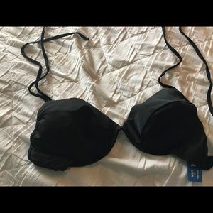 Black bikini top. 1x NWT